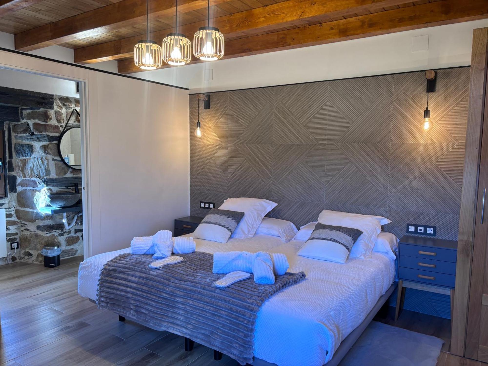 Вилла 27A01 Casa Uria - Cam. Santiago Berducedo Экстерьер фото