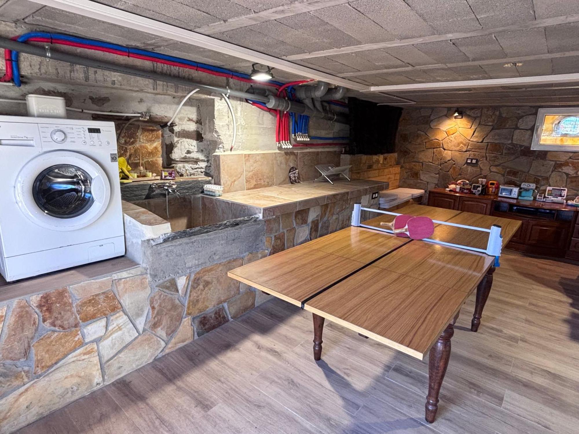 Вилла 27A01 Casa Uria - Cam. Santiago Berducedo Экстерьер фото